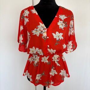 Sienna Sky Red Flutter Sleeve Peplum Floral Blouse Medium